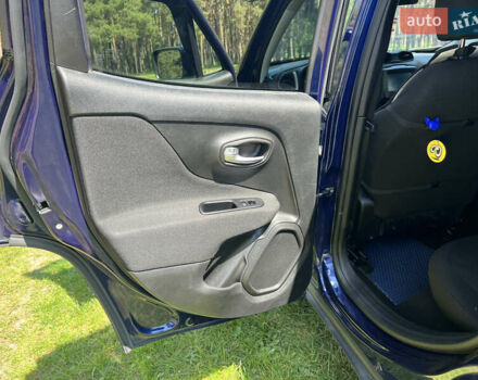 Синій Джип Ренегат, об'ємом двигуна 2.4 л та пробігом 157 тис. км за 12500 $, фото 28 на Automoto.ua