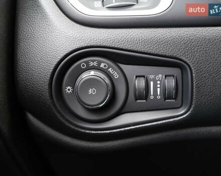 Синій Джип Ренегат, об'ємом двигуна 2.4 л та пробігом 115 тис. км за 14900 $, фото 22 на Automoto.ua