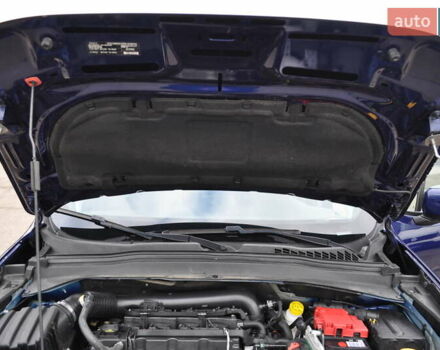 Синий Джип Ренегат, объемом двигателя 0 л и пробегом 108 тыс. км за 15400 $, фото 69 на Automoto.ua