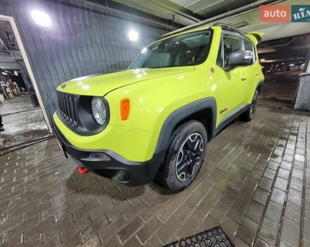 Джип Ренегат 2017 в Львове на Automoto.ua Зеленый Джип Ренегат, объемом двигателя 2.36 л и пробегом 268 тыс. км за 12999 $, фото 9 на Automoto.ua