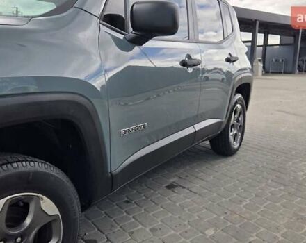Зелений Джип Ренегат, об'ємом двигуна 2.4 л та пробігом 181 тис. км за 11400 $, фото 18 на Automoto.ua