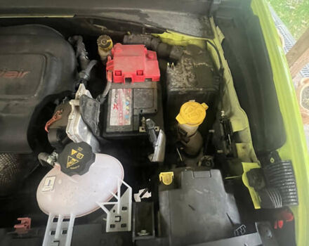 Джип Ренегат 2018 в Люботине на Automoto.ua Зеленый Джип Ренегат, объемом двигателя 2.36 л и пробегом 126 тыс. км за 13000 $, фото 22 на Automoto.ua