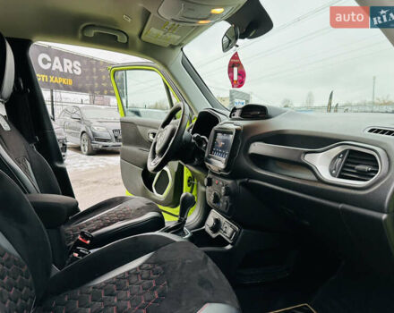 Зеленый Джип Ренегат, объемом двигателя 2.36 л и пробегом 197 тыс. км за 13900 $, фото 23 на Automoto.ua