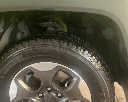 Джип Ренегат 2018 в Люботине на Automoto.ua Зеленый Джип Ренегат, объемом двигателя 2.36 л и пробегом 126 тыс. км за 13000 $, фото 23 на Automoto.ua