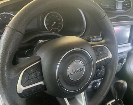 Джип Ренегат 2018 в Люботине на Automoto.ua Зеленый Джип Ренегат, объемом двигателя 2.36 л и пробегом 126 тыс. км за 13000 $, фото 17 на Automoto.ua