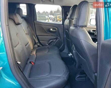 Зелений Джип Ренегат, об'ємом двигуна 1.33 л та пробігом 154 тис. км за 2000 $, фото 9 на Automoto.ua