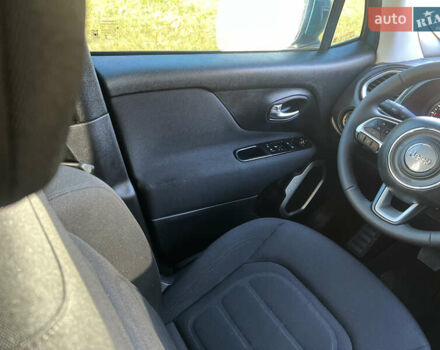 Зелений Джип Ренегат, об'ємом двигуна 2.4 л та пробігом 84 тис. км за 13800 $, фото 46 на Automoto.ua