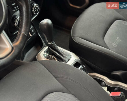 Оранжевый Джип Ренегат, объемом двигателя 2.4 л и пробегом 191 тыс. км за 11400 $, фото 45 на Automoto.ua