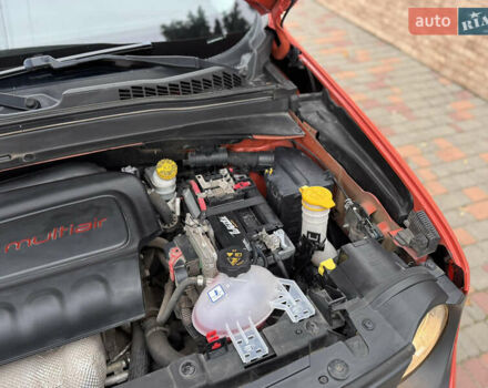 Оранжевый Джип Ренегат, объемом двигателя 2.4 л и пробегом 191 тыс. км за 11400 $, фото 63 на Automoto.ua