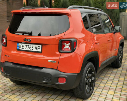 Помаранчевий Джип Ренегат, об'ємом двигуна 2.36 л та пробігом 140 тис. км за 10999 $, фото 10 на Automoto.ua