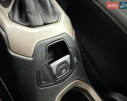 Помаранчевий Джип Ренегат, об'ємом двигуна 2.36 л та пробігом 140 тис. км за 10999 $, фото 31 на Automoto.ua