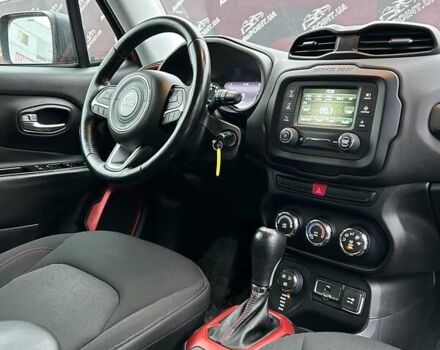 Оранжевый Джип Ренегат, объемом двигателя 2.36 л и пробегом 292 тыс. км за 10800 $, фото 29 на Automoto.ua