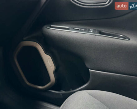 Помаранчевий Джип Ренегат, об'ємом двигуна 2.36 л та пробігом 140 тис. км за 10999 $, фото 32 на Automoto.ua