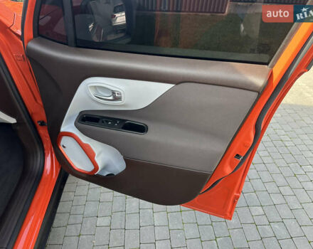 Оранжевый Джип Ренегат, объемом двигателя 2.36 л и пробегом 158 тыс. км за 11700 $, фото 25 на Automoto.ua