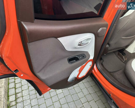 Оранжевый Джип Ренегат, объемом двигателя 2.36 л и пробегом 158 тыс. км за 11700 $, фото 14 на Automoto.ua