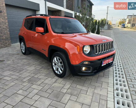 Оранжевый Джип Ренегат, объемом двигателя 2.36 л и пробегом 158 тыс. км за 11700 $, фото 2 на Automoto.ua