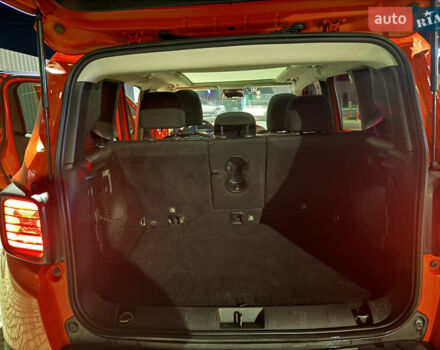 Джип Ренегат 2018 в Киеве на Automoto.ua Оранжевый Джип Ренегат, объемом двигателя 2.36 л и пробегом 154 тыс. км за 14600 $, фото 19 на Automoto.ua