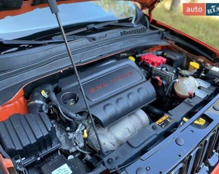 Оранжевый Джип Ренегат, объемом двигателя 2.36 л и пробегом 115 тыс. км за 14500 $, фото 13 на Automoto.ua