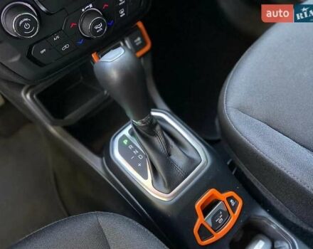 Оранжевый Джип Ренегат, объемом двигателя 2.36 л и пробегом 115 тыс. км за 14500 $, фото 26 на Automoto.ua