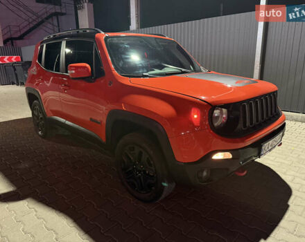 Джип Ренегат 2018 в Киеве на Automoto.ua Оранжевый Джип Ренегат, объемом двигателя 2.36 л и пробегом 154 тыс. км за 14600 $, фото 3 на Automoto.ua