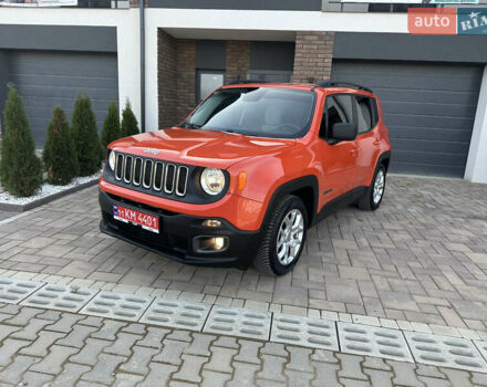 Оранжевый Джип Ренегат, объемом двигателя 2.36 л и пробегом 158 тыс. км за 11700 $, фото 1 на Automoto.ua
