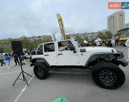 Белый Джип Вранглер, объемом двигателя 3.6 л и пробегом 132 тыс. км за 26500 $, фото 72 на Automoto.ua