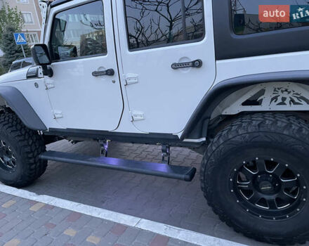 Белый Джип Вранглер, объемом двигателя 3.6 л и пробегом 132 тыс. км за 26500 $, фото 28 на Automoto.ua