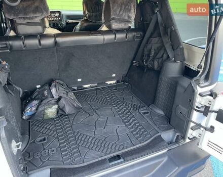 Джип Вранглер 2016 в Киеве на Automoto.ua Белый Джип Вранглер, объемом двигателя 3.6 л и пробегом 96 тыс. км за 27500 $, фото 10 на Automoto.ua