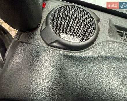 Білий Джип Wrangler, об'ємом двигуна 3.6 л та пробігом 47 тис. км за 19300 $, фото 17 на Automoto.ua