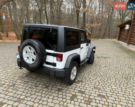 Білий Джип Wrangler, об'ємом двигуна 3.6 л та пробігом 47 тис. км за 19300 $, фото 4 на Automoto.ua