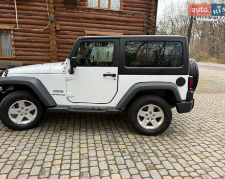 Білий Джип Wrangler, об'ємом двигуна 3.6 л та пробігом 47 тис. км за 19300 $, фото 2 на Automoto.ua