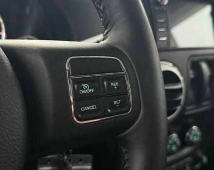 Белый Джип Вранглер, объемом двигателя 3.6 л и пробегом 44 тыс. км за 25916 $, фото 11 на Automoto.ua