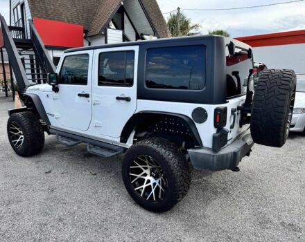 Білий Джип Wrangler, об'ємом двигуна 3.6 л та пробігом 65 тис. км за 5650 $, фото 5 на Automoto.ua