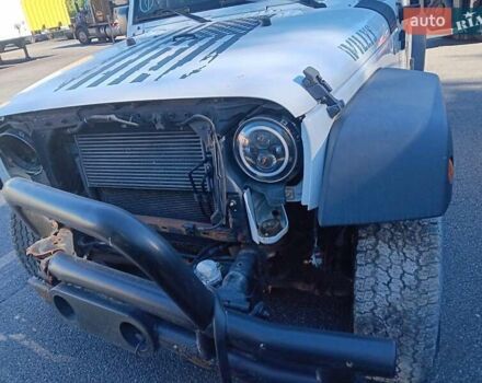 Белый Джип Вранглер, объемом двигателя 3.6 л и пробегом 82 тыс. км за 18500 $, фото 3 на Automoto.ua