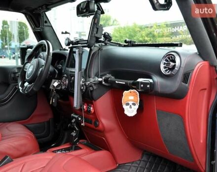 Белый Джип Вранглер, объемом двигателя 3.6 л и пробегом 67 тыс. км за 84500 $, фото 51 на Automoto.ua