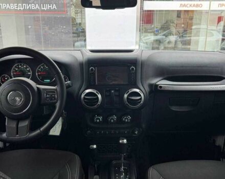 Белый Джип Вранглер, объемом двигателя 3.6 л и пробегом 44 тыс. км за 25916 $, фото 8 на Automoto.ua