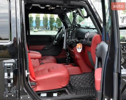 Белый Джип Вранглер, объемом двигателя 3.6 л и пробегом 67 тыс. км за 84500 $, фото 49 на Automoto.ua