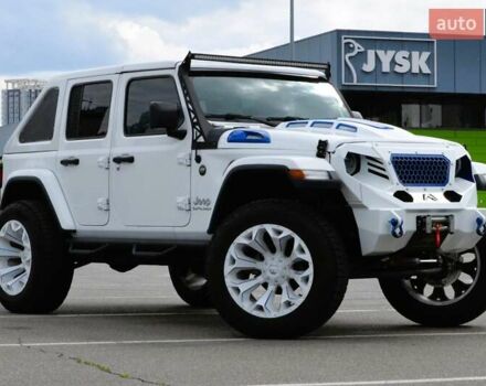 Білий Джип Wrangler, об'ємом двигуна 3.6 л та пробігом 48 тис. км за 41999 $, фото 2 на Automoto.ua