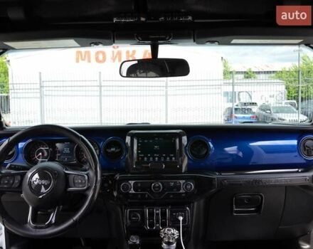 Білий Джип Wrangler, об'ємом двигуна 3.6 л та пробігом 48 тис. км за 41999 $, фото 42 на Automoto.ua