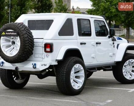 Білий Джип Wrangler, об'ємом двигуна 3.6 л та пробігом 48 тис. км за 41999 $, фото 10 на Automoto.ua