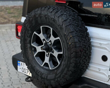 Белый Джип Вранглер, объемом двигателя 3.6 л и пробегом 82 тыс. км за 26000 $, фото 24 на Automoto.ua