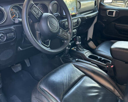 Білий Джип Wrangler, об'ємом двигуна 3.6 л та пробігом 28 тис. км за 35777 $, фото 11 на Automoto.ua