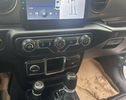 Белый Джип Вранглер, объемом двигателя 3.6 л и пробегом 30 тыс. км за 30777 $, фото 11 на Automoto.ua