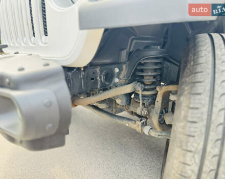 Білий Джип Wrangler, об'ємом двигуна 2 л та пробігом 71 тис. км за 33000 $, фото 12 на Automoto.ua