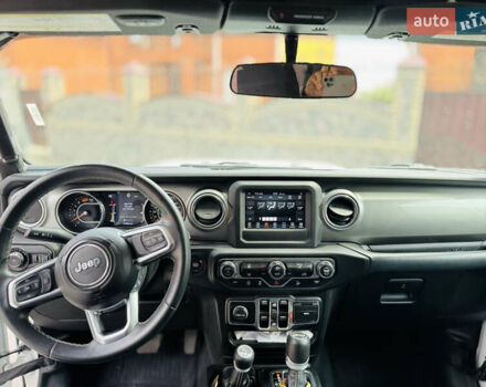 Білий Джип Wrangler, об'ємом двигуна 2 л та пробігом 71 тис. км за 33000 $, фото 19 на Automoto.ua