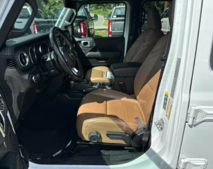 Білий Джип Wrangler, об'ємом двигуна 2 л та пробігом 44 тис. км за 8900 $, фото 8 на Automoto.ua