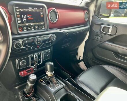 Джип Вранглер 2020 в Киеве на Automoto.ua Белый Джип Вранглер, объемом двигателя 3 л и пробегом 38 тыс. км за 59900 $, фото 34 на Automoto.ua