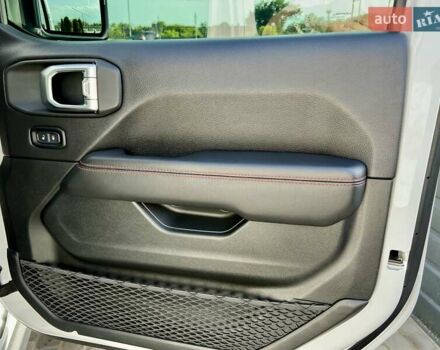 Джип Вранглер 2020 в Киеве на Automoto.ua Белый Джип Вранглер, объемом двигателя 3 л и пробегом 38 тыс. км за 59900 $, фото 65 на Automoto.ua