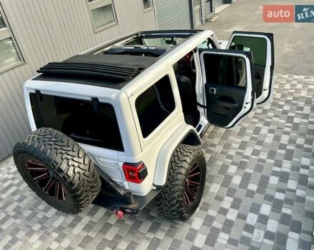Джип Вранглер 2020 в Киеве на Automoto.ua Белый Джип Вранглер, объемом двигателя 3 л и пробегом 38 тыс. км за 59900 $, фото 19 на Automoto.ua