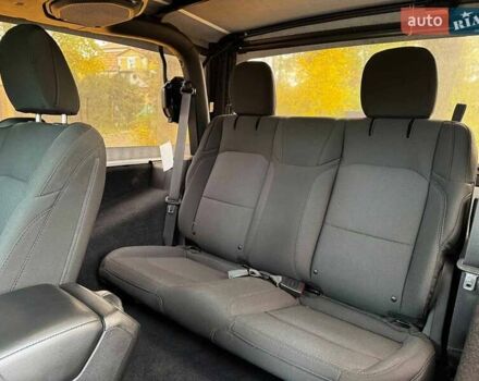 Білий Джип Wrangler, об'ємом двигуна 3.6 л та пробігом 12 тис. км за 34440 $, фото 20 на Automoto.ua
